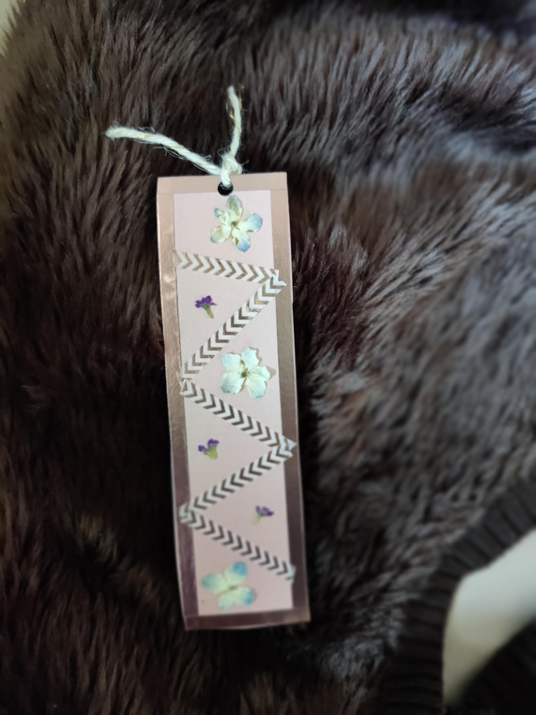 Pressed to Impress Handmade Floral Bookmark with Real Pressed Flowers and Zig Zag Festive Flair